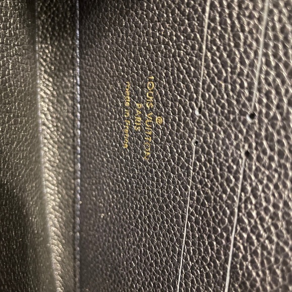LV monogram empreinte lumineuse wallet. - Picture 6 of 10